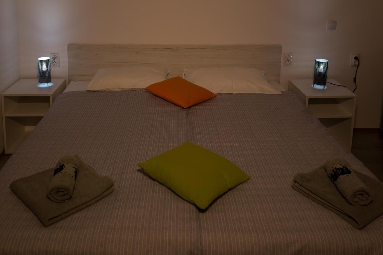 Auberge de jeunesse La Casa à Ni Extérieur photo